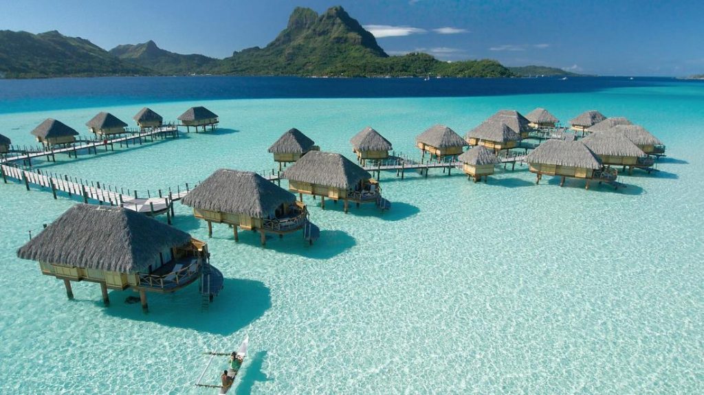 THE MOST AMAZING HOLIDAY SPOTS ON EARTH